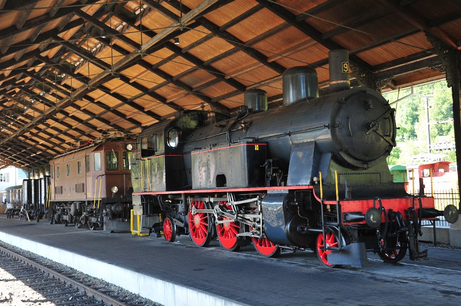 DVZO Lok Bahnhof Bauma (2)